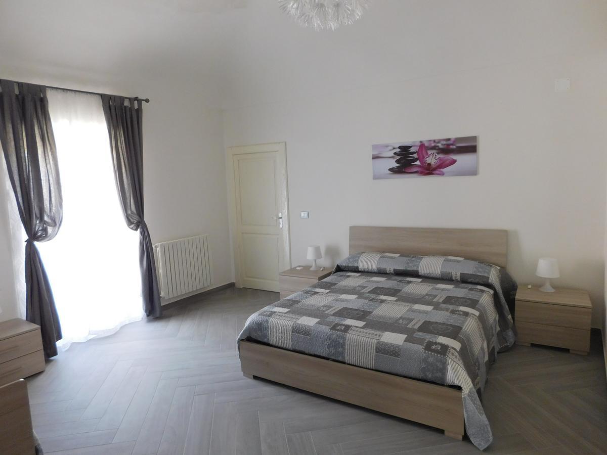 Bed and Breakfast Palazzo Dei Vespri Caltagirone Exterior foto