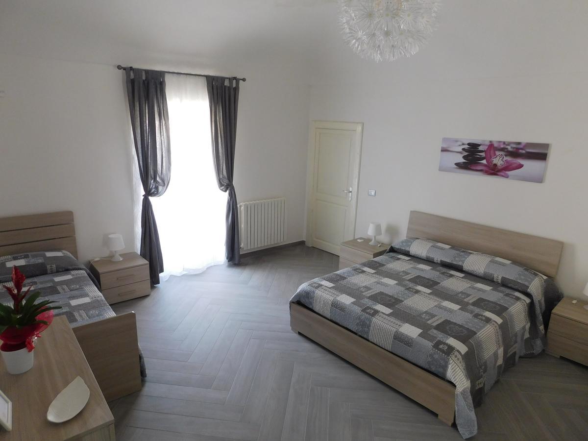 Bed and Breakfast Palazzo Dei Vespri Caltagirone Exterior foto